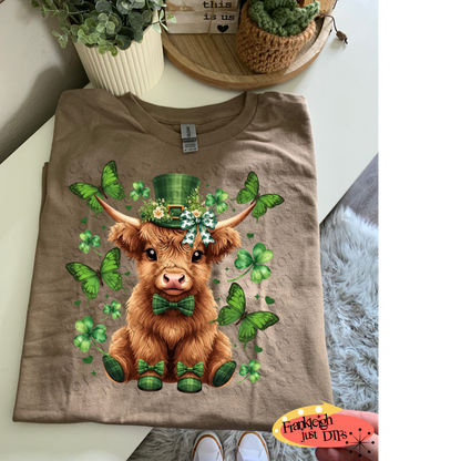St Patricks Day Highland Cow