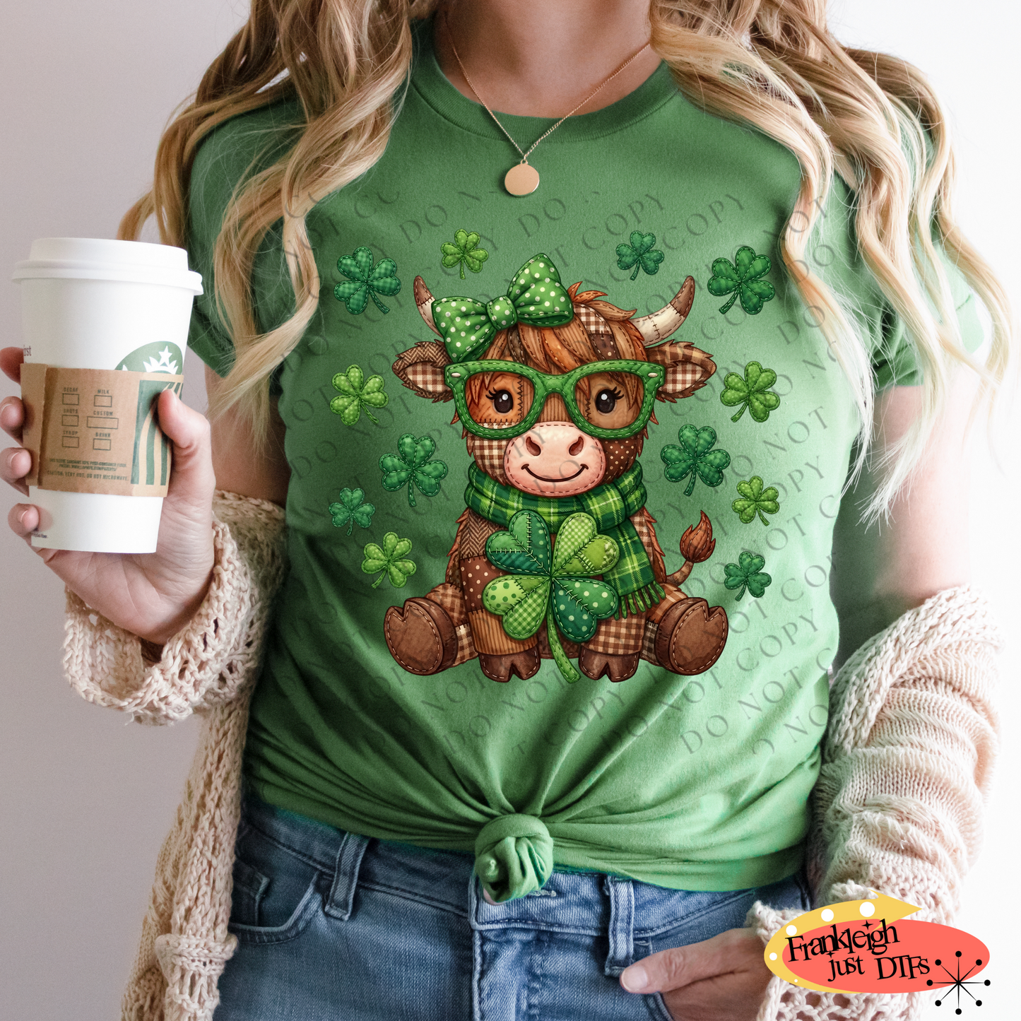 08_St Patricks Day Highland Cow Patchwork Faux Yarn_109_Shamrock Clover