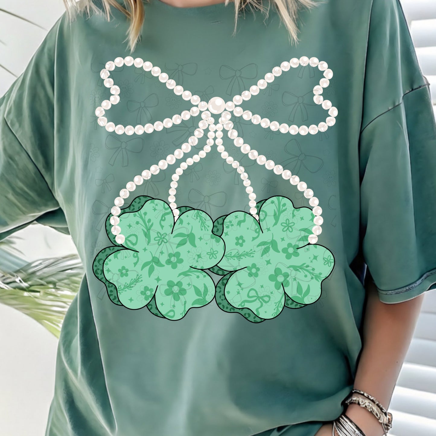 Shamrock Pearl Bow