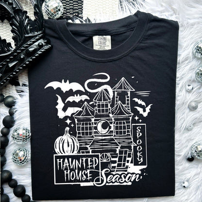 Haunted House Season (black or white)