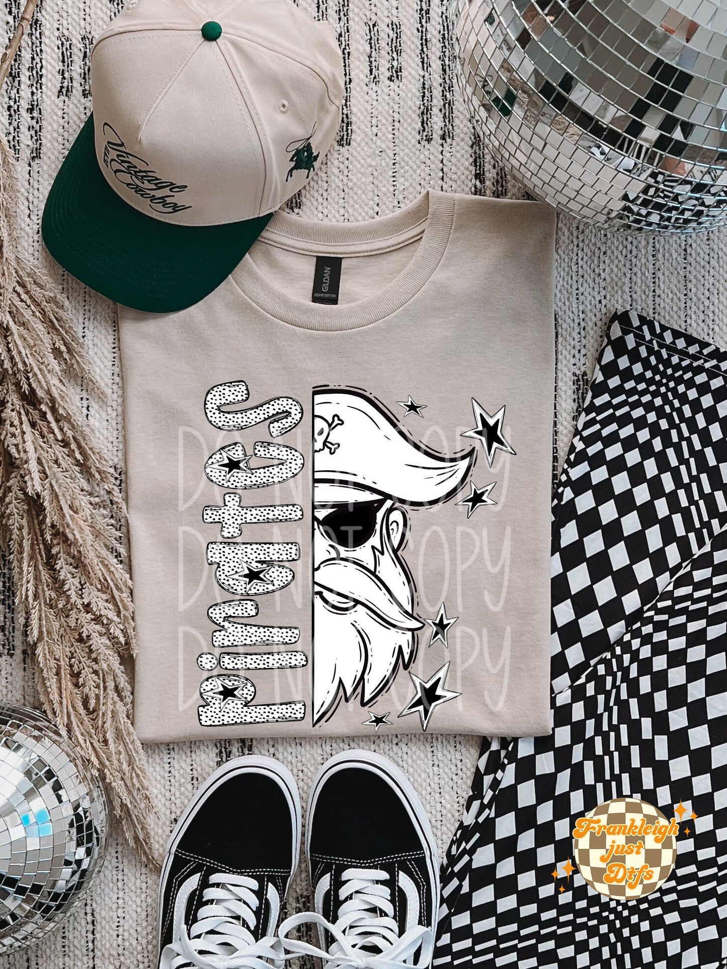 White Mascots School (dottie) L-P