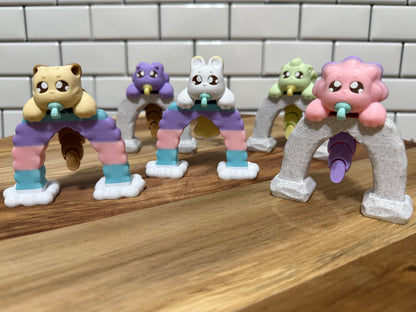 Hang in there desk buddies