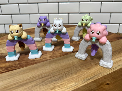 Hang in there desk buddies