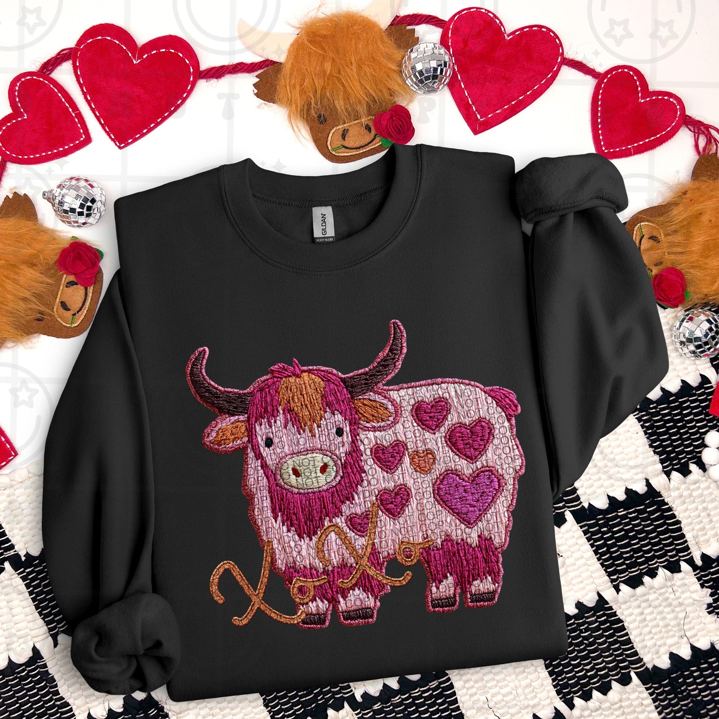 XOXO Highland Cow (Pink)